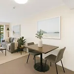 Man54 -Manly Magic Waterfront Retreat With Gym & Sauna