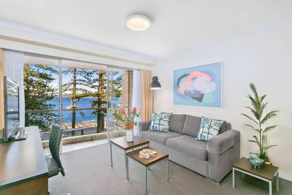 Man54 -manly Magic Waterfront Retreat With Gym & Sauna Apartment Sydney