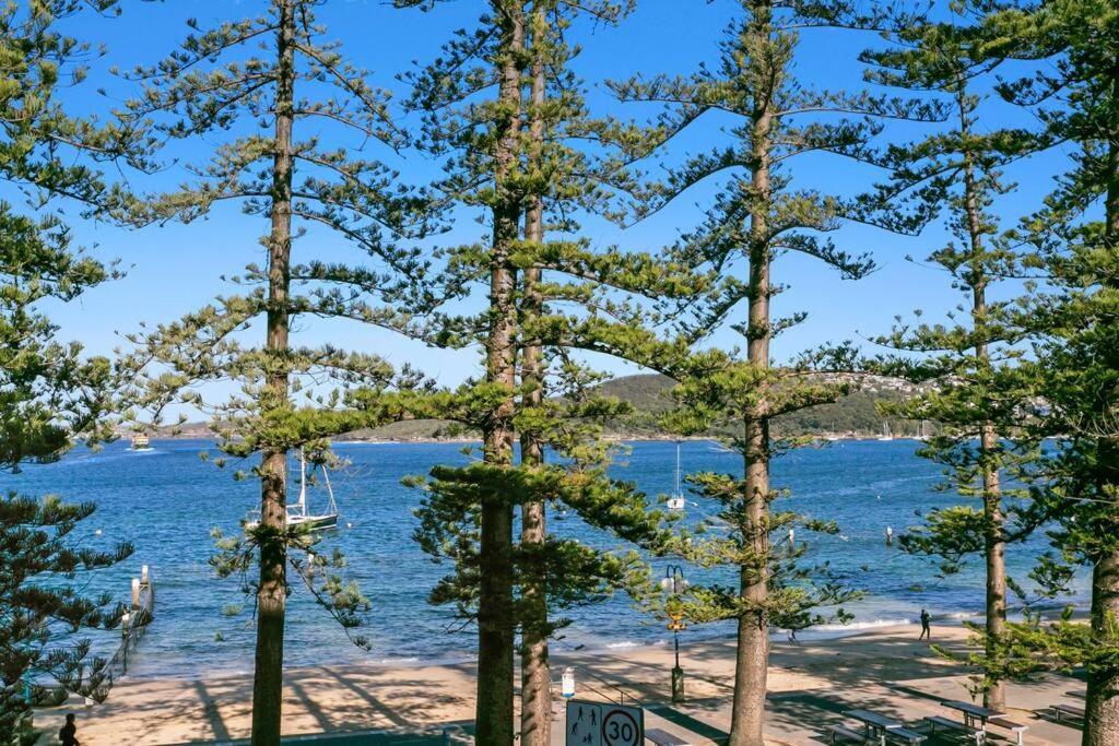Man54 -manly Magic Waterfront Retreat With Gym & Sauna Apartment